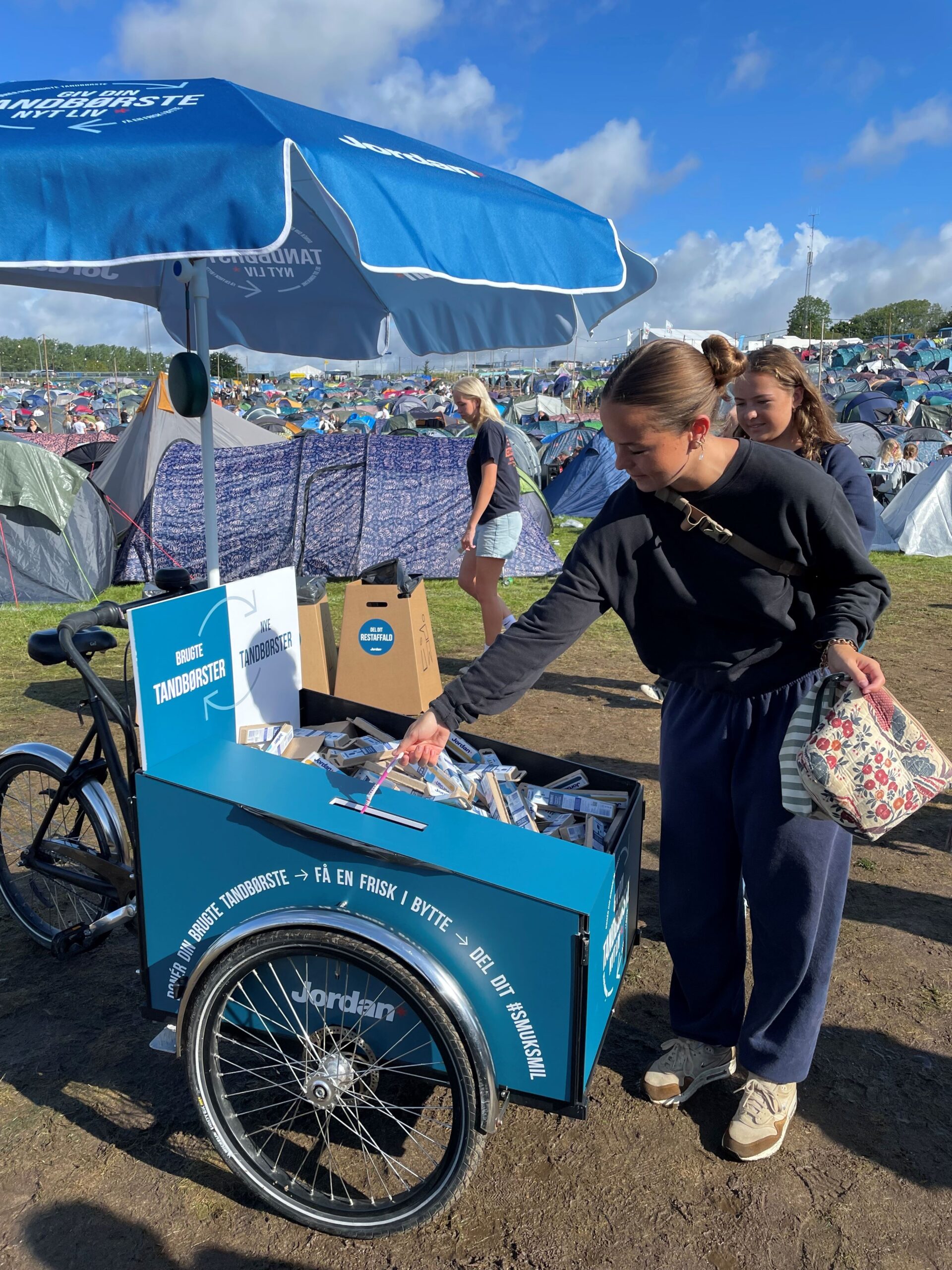 Igen i år kan festivalgæster på Smukfest donere deres brugte tandbørster.jpg